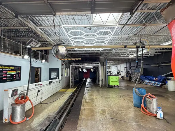 639 Langlois AVE, Windsor, ON N9A 2G5