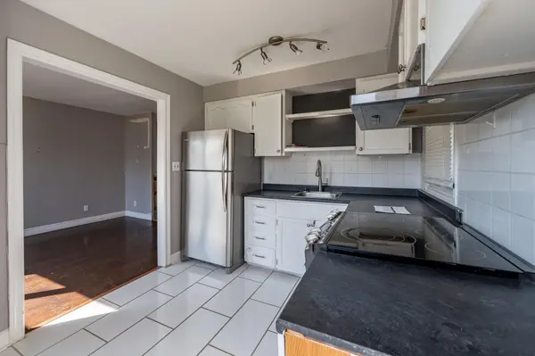 751 Curry ST, London East, ON N5Y 1N5