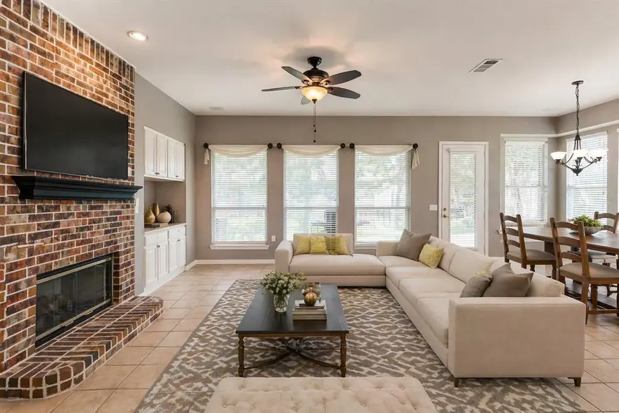 351 Southern Hills Drive, Fairview, TX 75069