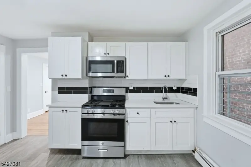 328 John St #2, Elizabeth City, NJ 07202