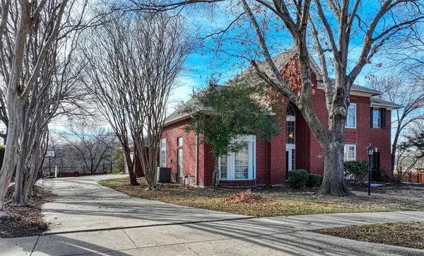 6521 Lynch Lane, Garland, TX 75044