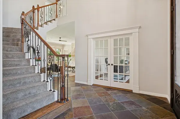 112 Woodglen Court, Southlake, TX 76092