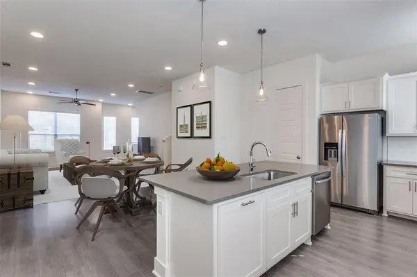 2812 Addison Park Lane, Fort Worth, TX 76110