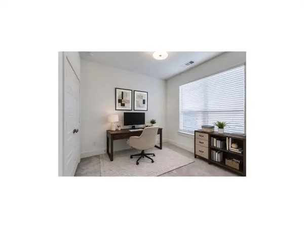 2812 Addison Park Lane, Fort Worth, TX 76110