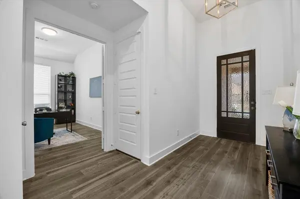 9420 Surveyor Road, Oak Point, TX 75068