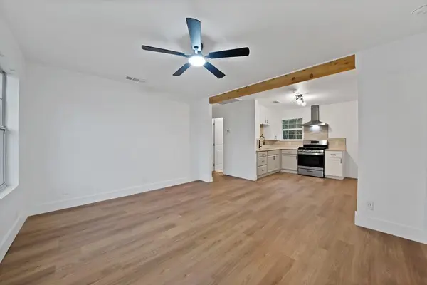 4248 Lorin Avenue, Fort Worth, TX 76105