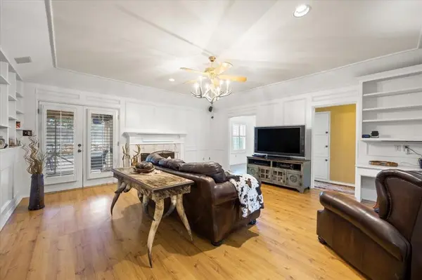 8325 Crosswind Drive, Fort Worth, TX 76179