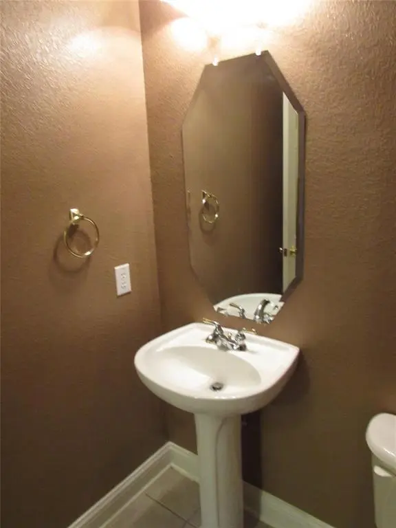 1023 Candlewood Trail, Irving, TX 75063