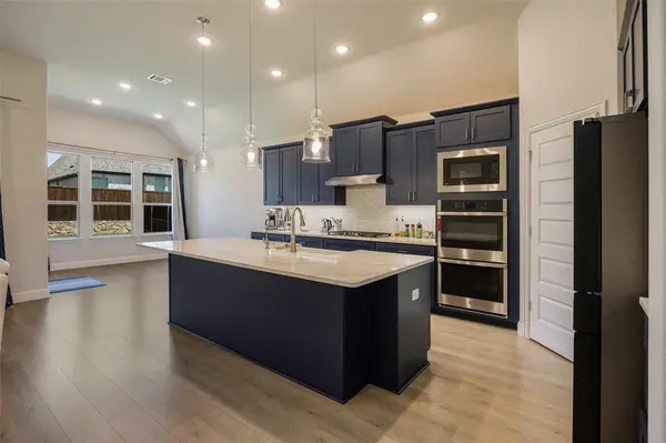 2705 Middleton Drive, Melissa, TX 75454