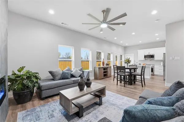 115 Church Street, Waxahachie, TX 75165