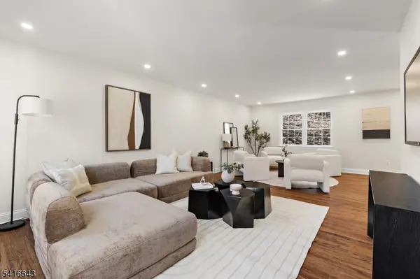 10 Robert Ct, Verona Twp., NJ 07044