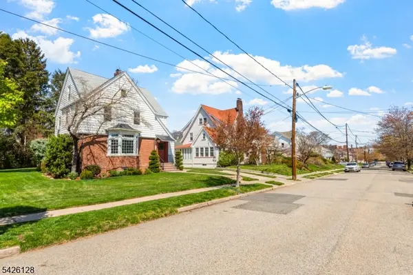 146 Irving Pl, Rutherford Boro, NJ 07070