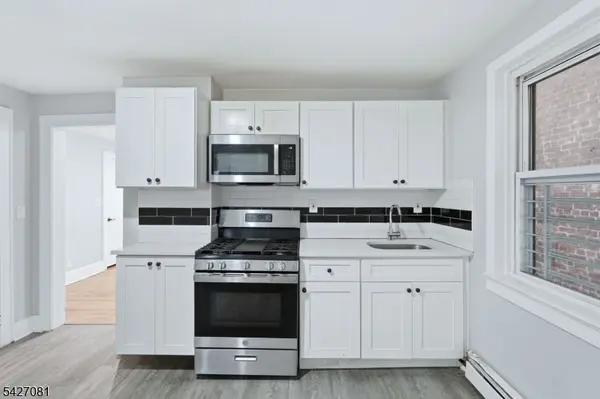 328 John St #2, Elizabeth City, NJ 07202