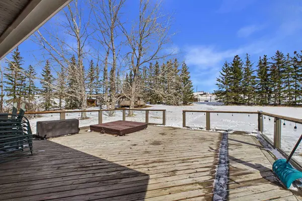 263042 Range Road 43, Rural Rocky View County, AB T4C 2B1