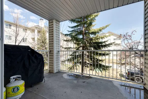 6224 17 AVE SE #2223, Calgary, AB T2A 7X8