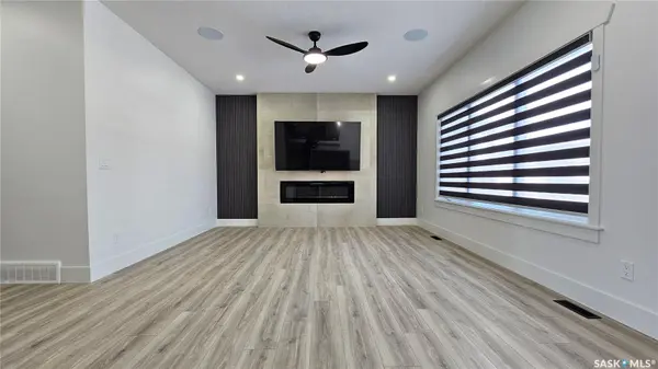 371 Sharma CRESCENT, Saskatoon, SK S7W 1K9