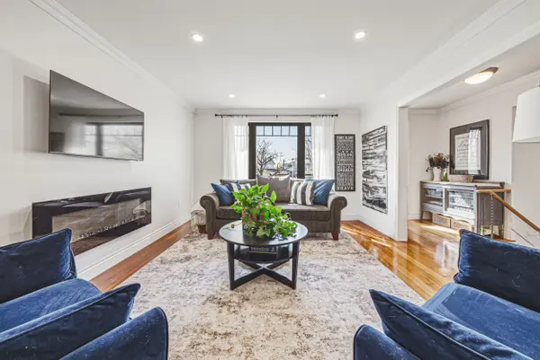 729 Coulson AVE, Milton, ON L9T 4J3