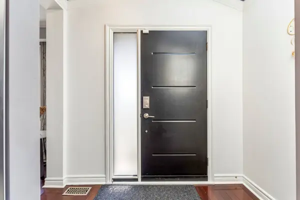 43 Ferndale CRES, Brampton, ON L6W 1G1