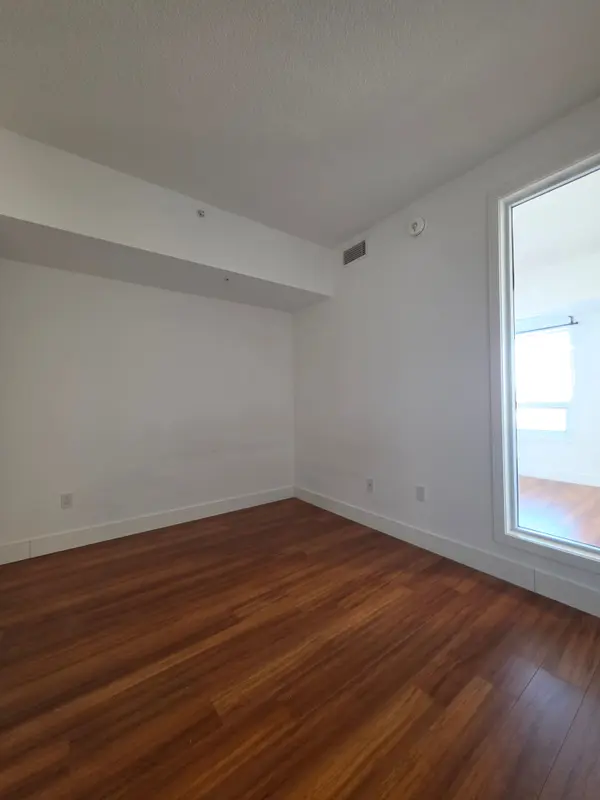 1 Wellington ST #811, Brantford, ON N3T 2L3