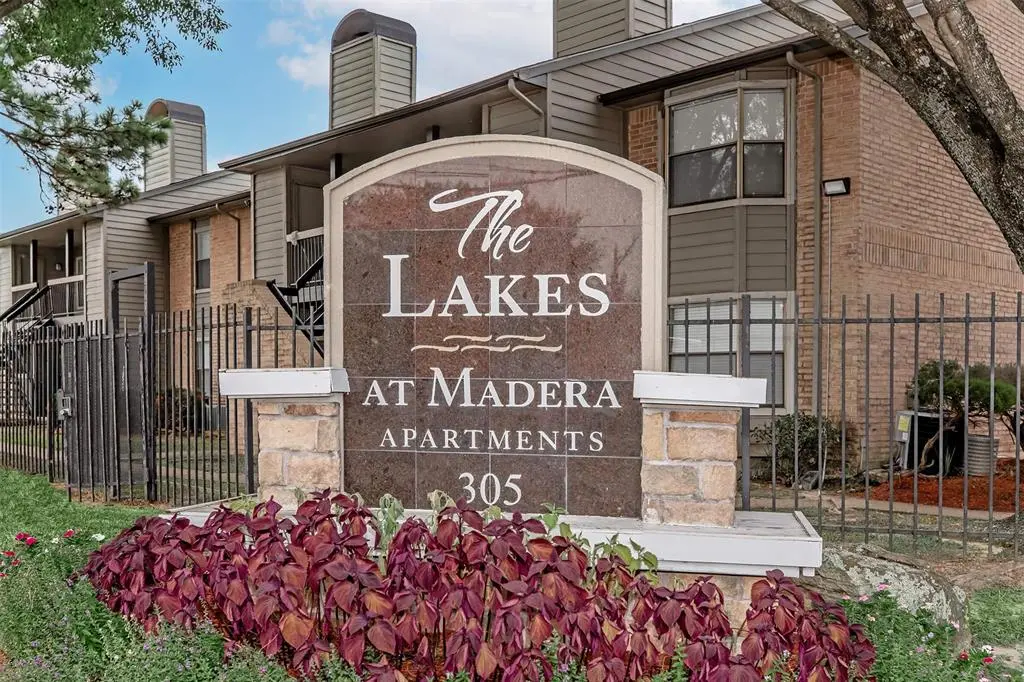305 W Baker Road #1108, Baytown, TX 77521
