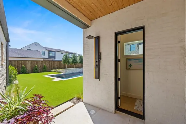 4557 Ridge Road, Dallas, TX 75229