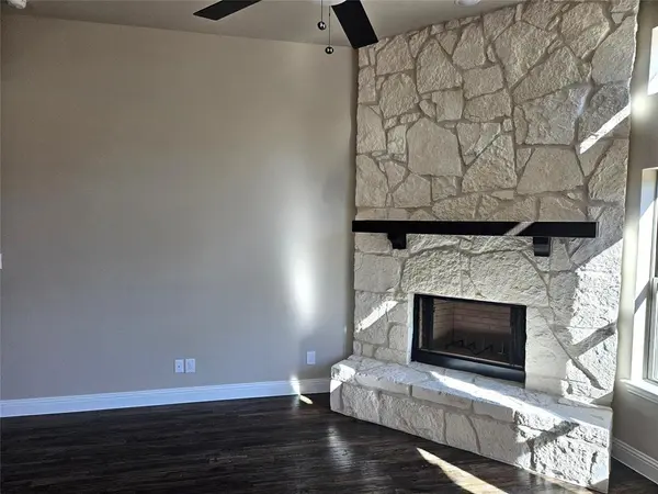 388 Willie's, Whitesboro, TX 76273