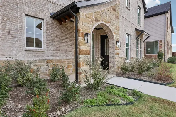 3707 Pilgrims Mews, Rowlett, TX 75088