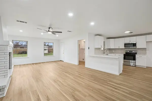 5905 Walraven Circle, Fort Worth, TX 76133