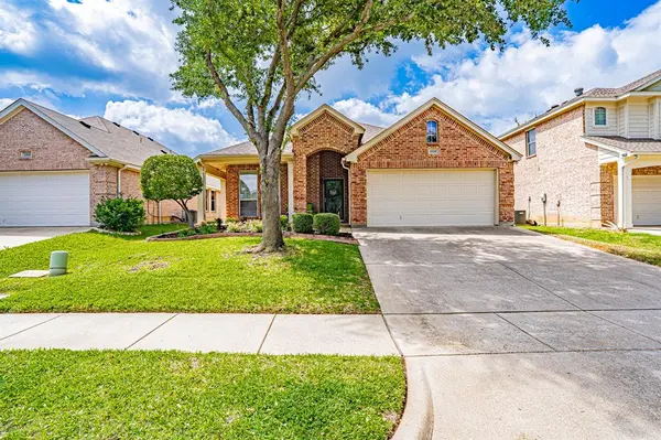 1010 Loblolly Pine Drive, Arlington, TX 76012