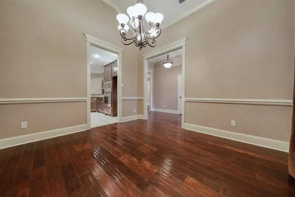 205 Heritage Court, Lindale, TX 75771