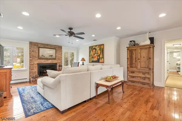 1590 Valley Rd, Long Hill Twp., NJ 07946