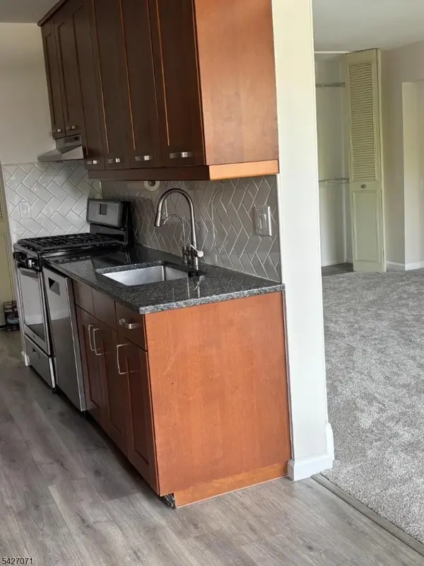 1 River Rd #F, Nutley Twp., NJ 07110