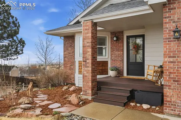 2331 Meadows LN, Castle Rock, CO 80104