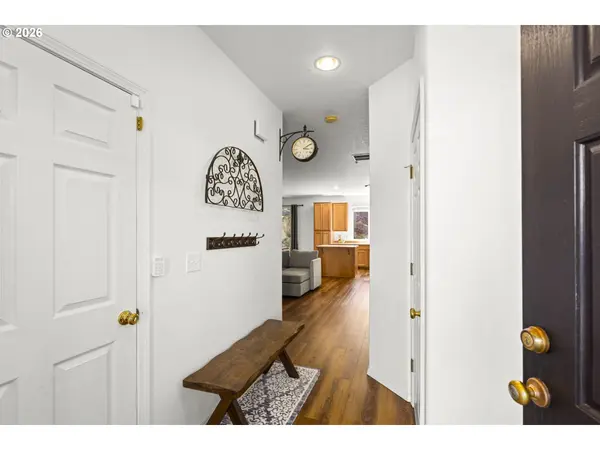 3418 NW 30TH CIR, Camas, WA 98607