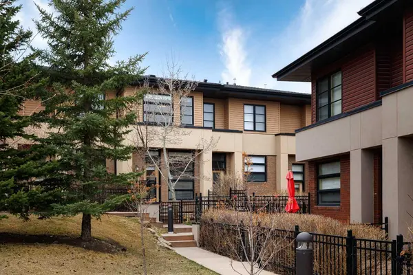 206 Aspen Hills Villas SW, Calgary, AB t3h 0H8