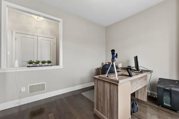 61 Latimer AVE, Essa, ON L3W 0N3