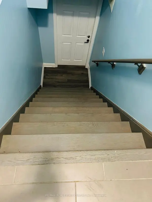 9 Iguana TRL #Basement, Brampton, ON L7A 4N2