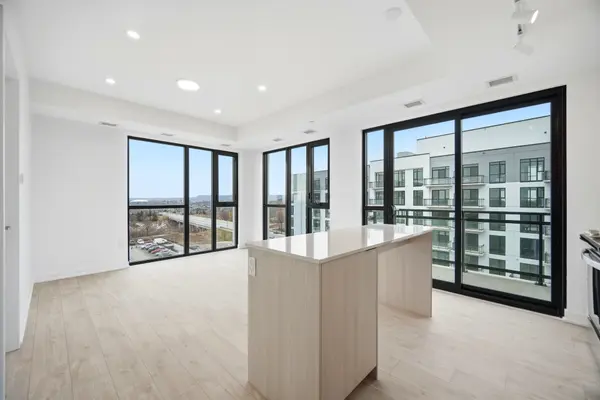 750 Whitlock AVE #705, Milton, ON L9E 1M4