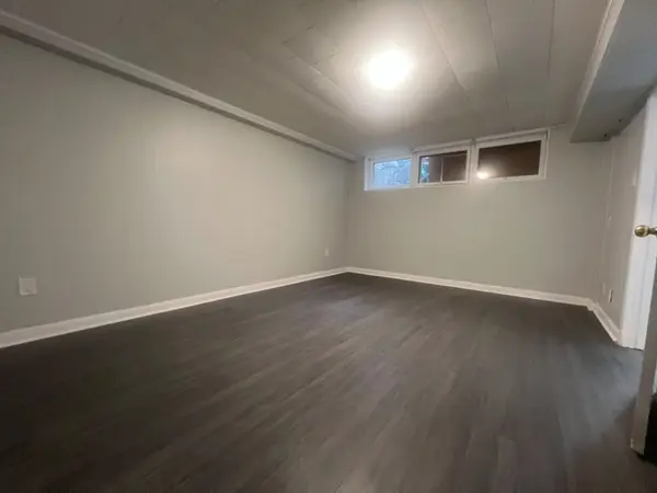 2099 Prospect ST, Burlington, ON L7R 1Z2