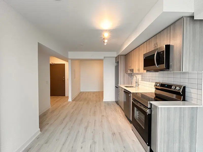 1010 Sandy Beach RD #2407, Pickering, ON L1W 0C7