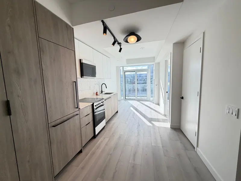 1635 MILITARY TRL #804, Toronto E10, ON M1C 1B2