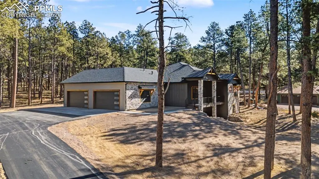 18165 Woodhaven DR, Colorado Springs, CO 80908