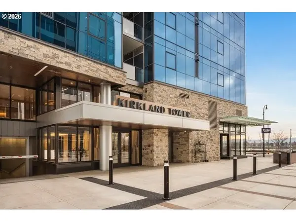 590 WATERFRONT WAY #202, Vancouver, WA 98660