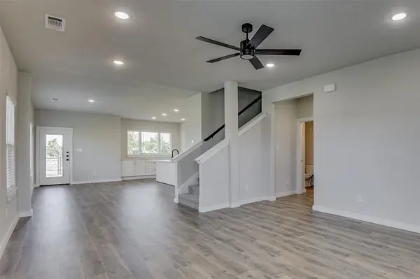 4062 Clovis Street, Midlothian, TX 76065