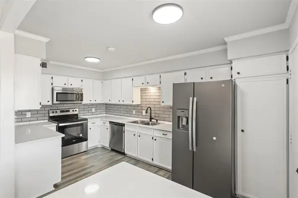 10526 Stone Canyon Road #201, Dallas, TX 75230