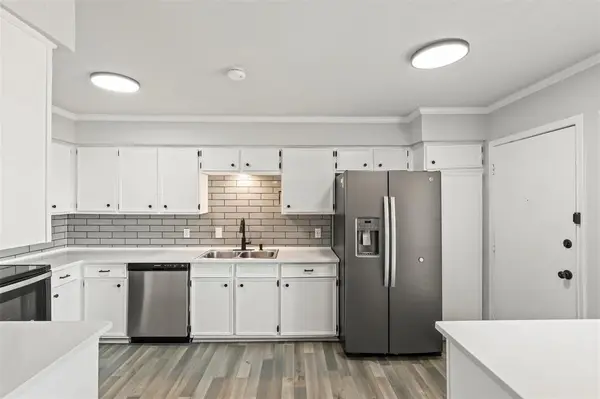 10526 Stone Canyon Road #201, Dallas, TX 75230