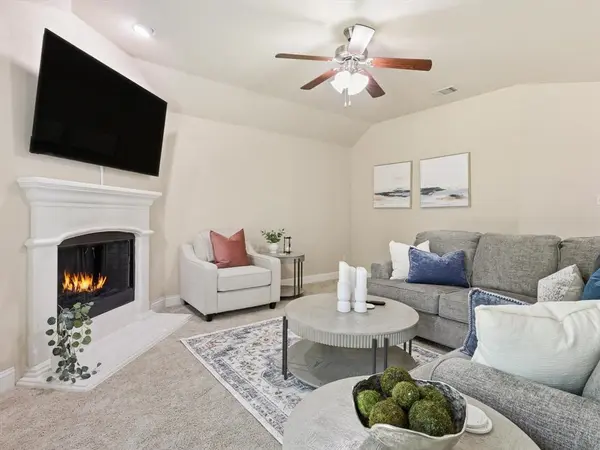 609 Racine Drive, Oak Point, TX 75068