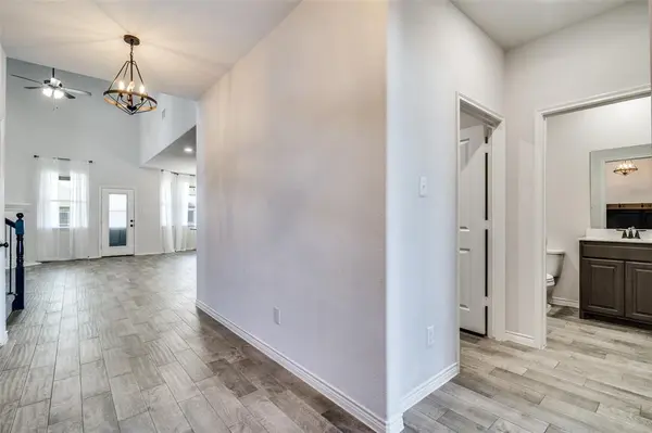 3094 Maverick Drive, Heath, TX 75126