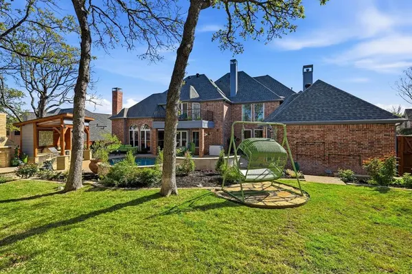 801 Shady Bend Court, Highland Village, TX 75077