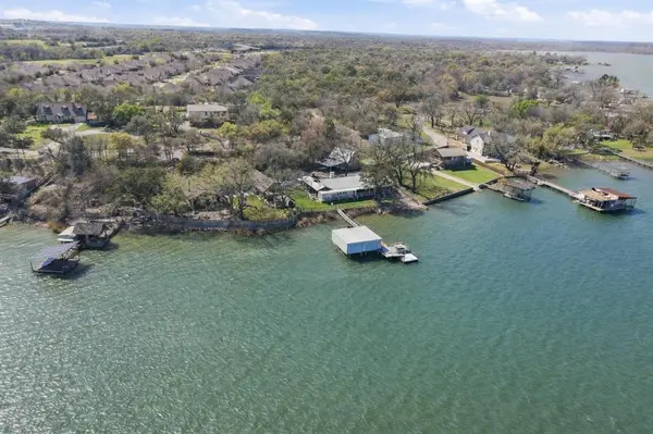 2404 Indian Cove Street, Fort Worth, TX 76108